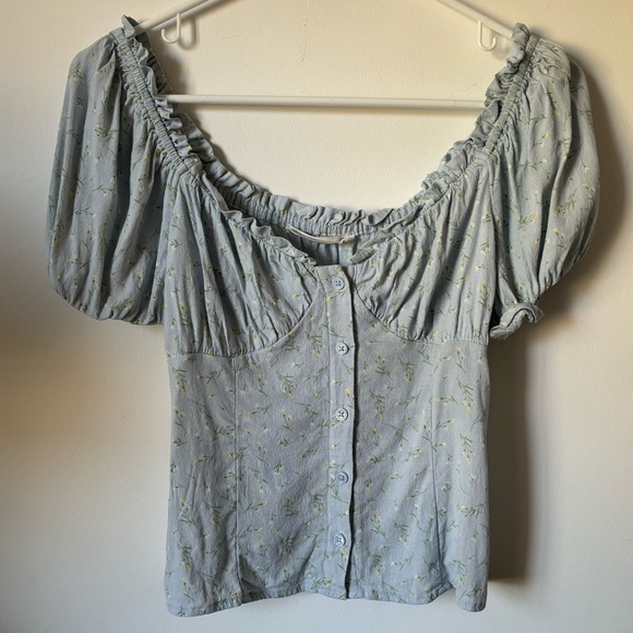 Elodie Light Blue w/ Delicate Floral Print Short Puff Sleeve Bodice Style Top - Picture 7 of 12